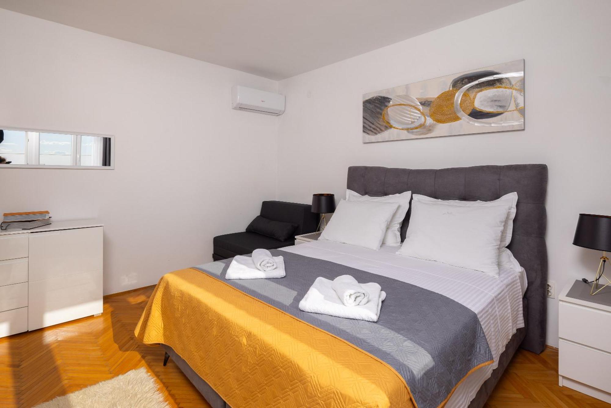 Seaside Apartment Blue Dugi Rat Ngoại thất bức ảnh