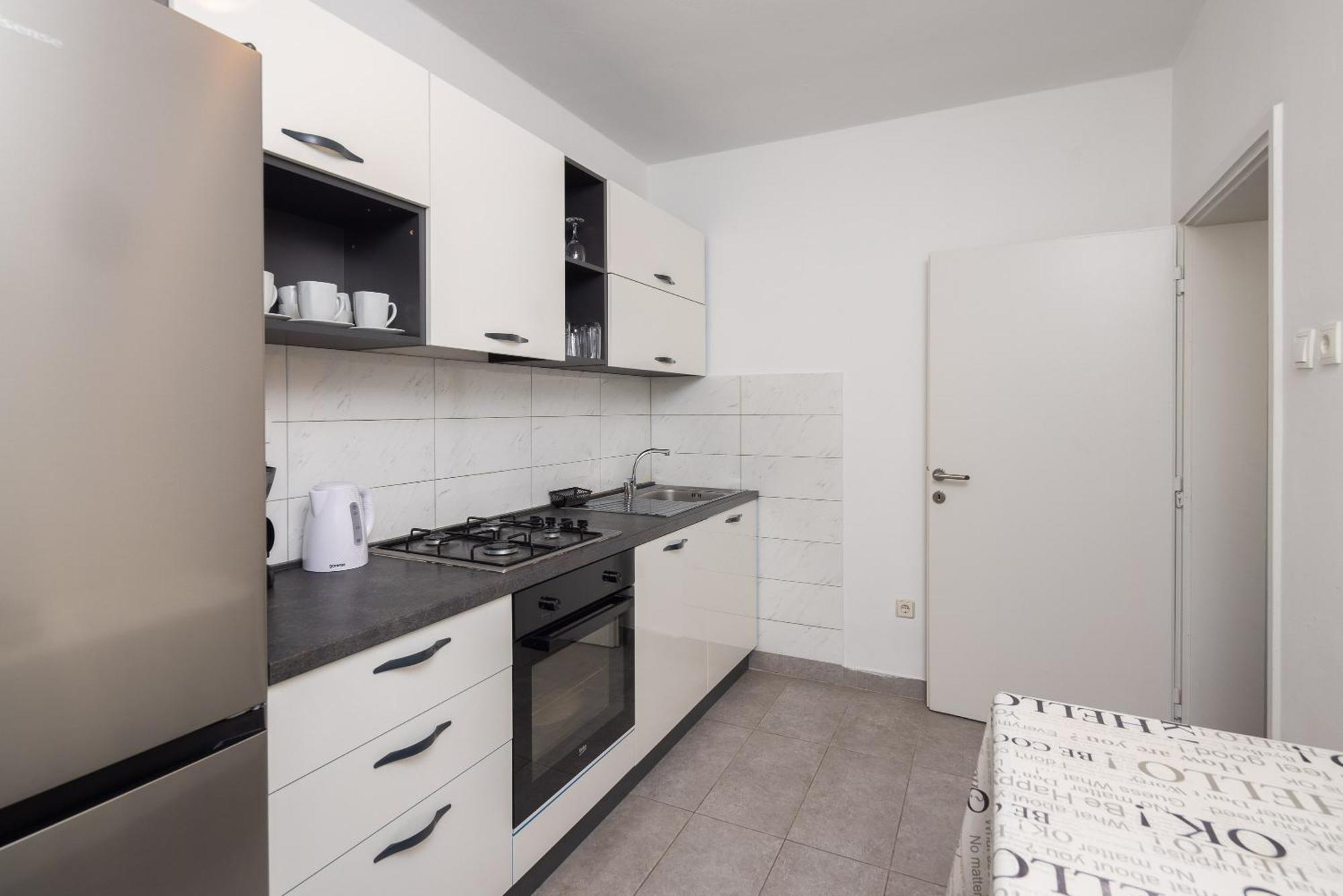 Seaside Apartment Blue Dugi Rat Ngoại thất bức ảnh